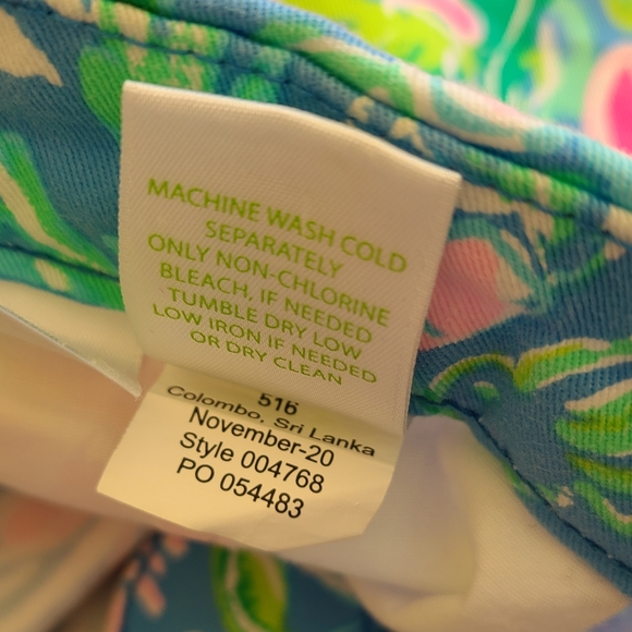 Lilly Pulitzer buttercup shorts - Picture 6 of 8